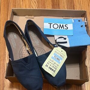 TOMS Navy Canvas Slip-On Shoes